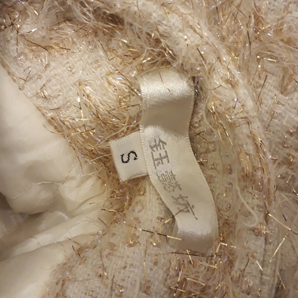 Fuzzy tweed and pearl skirt set - Picture 3 of 6